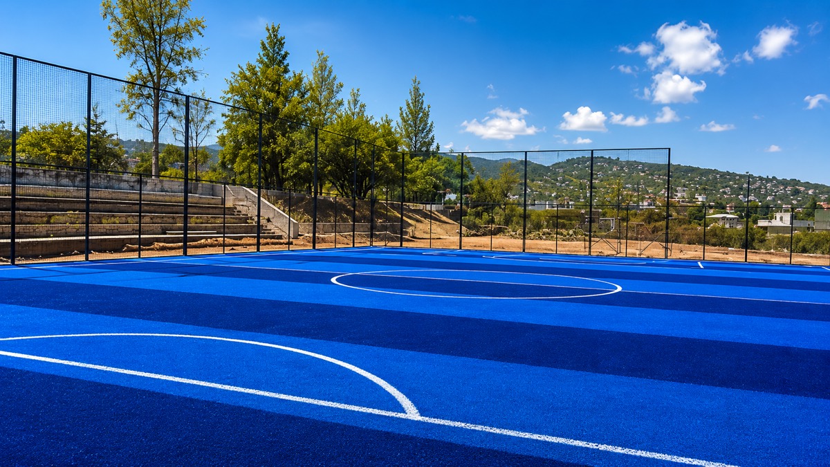 Cancha de pasto sintético azul franjeado en Monterrey — proyecto 08