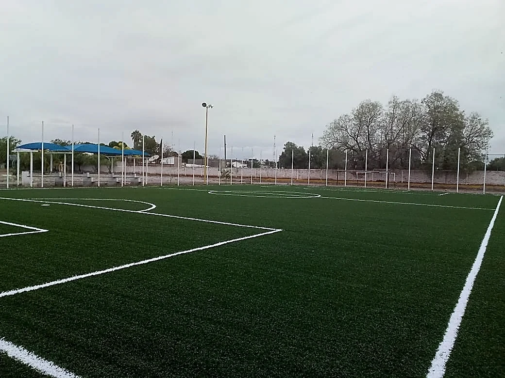Pasto sintético en Torreón y La Laguna: Cancha de fútbol 5 con pasto sintético en Gómez Palacio, Durango