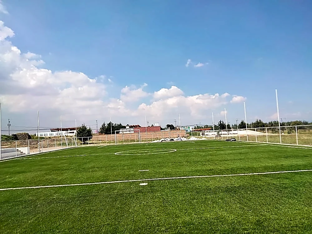 Cancha de fútbol 7 con pasto sintético en Calimaya, Estado de México