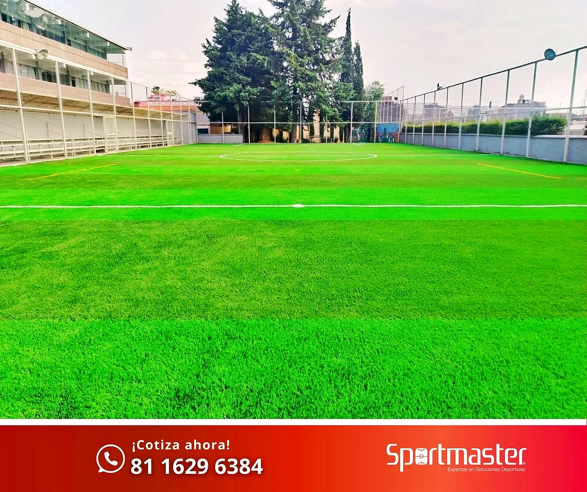 Cancha de fútbol 7 con pasto sintético en Instituto CENCA, Metepec