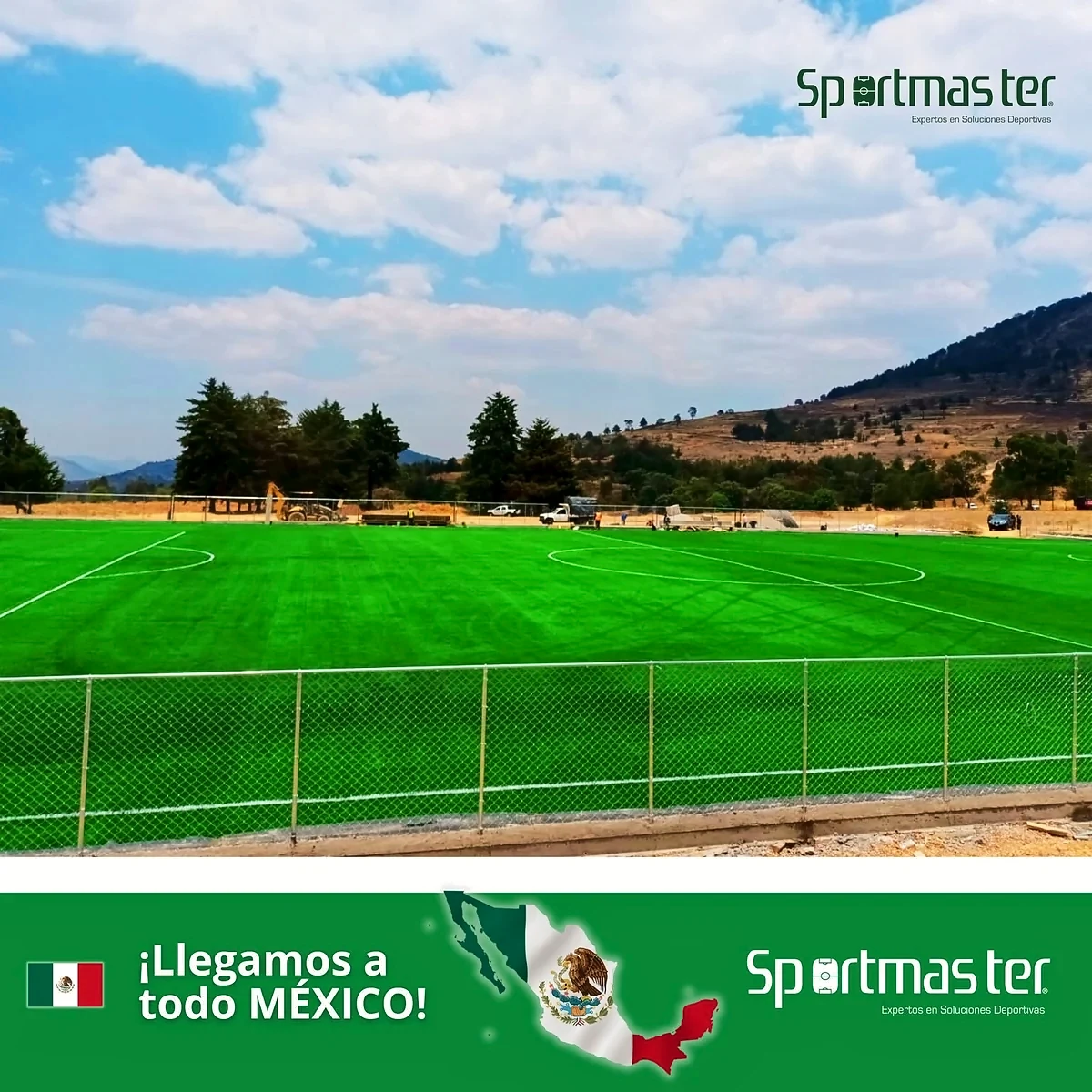 Cancha de fútbol soccer con pasto sintético en San Pedro del Rosal, Estado de México: líneas de juego insertadas en el pasto