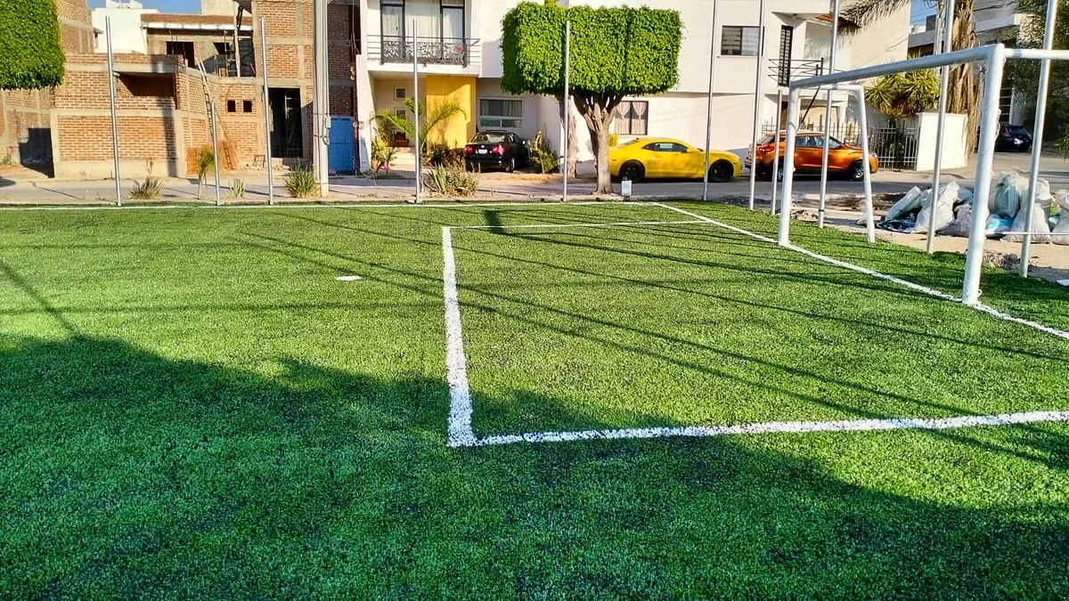 Cancha de fútbol 5 en la Cancha del Pueblo, León