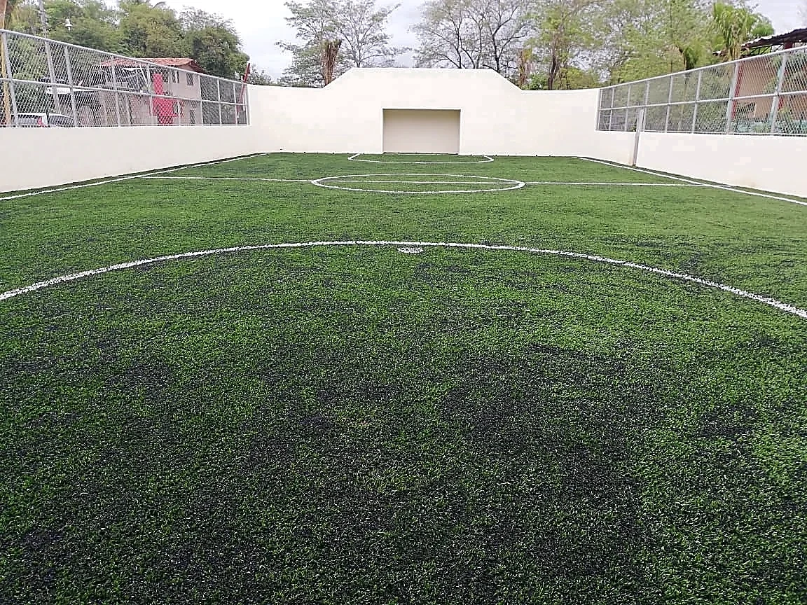 Cancha de fútbol rápido con pasto sintético en Cancha la Villa, San Luis Acatlán