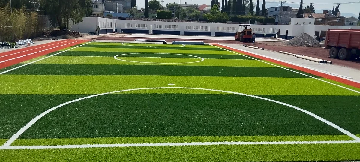 Pasto sintético en Pachuca e Hidalgo: Cancha de fútbol 5 en el Colegio Jean Piaget de Actopan