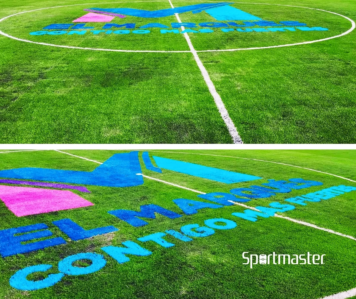 Cancha de fútbol soccer con pasto sintético en Unidad Deportiva UAQ, El Marqués