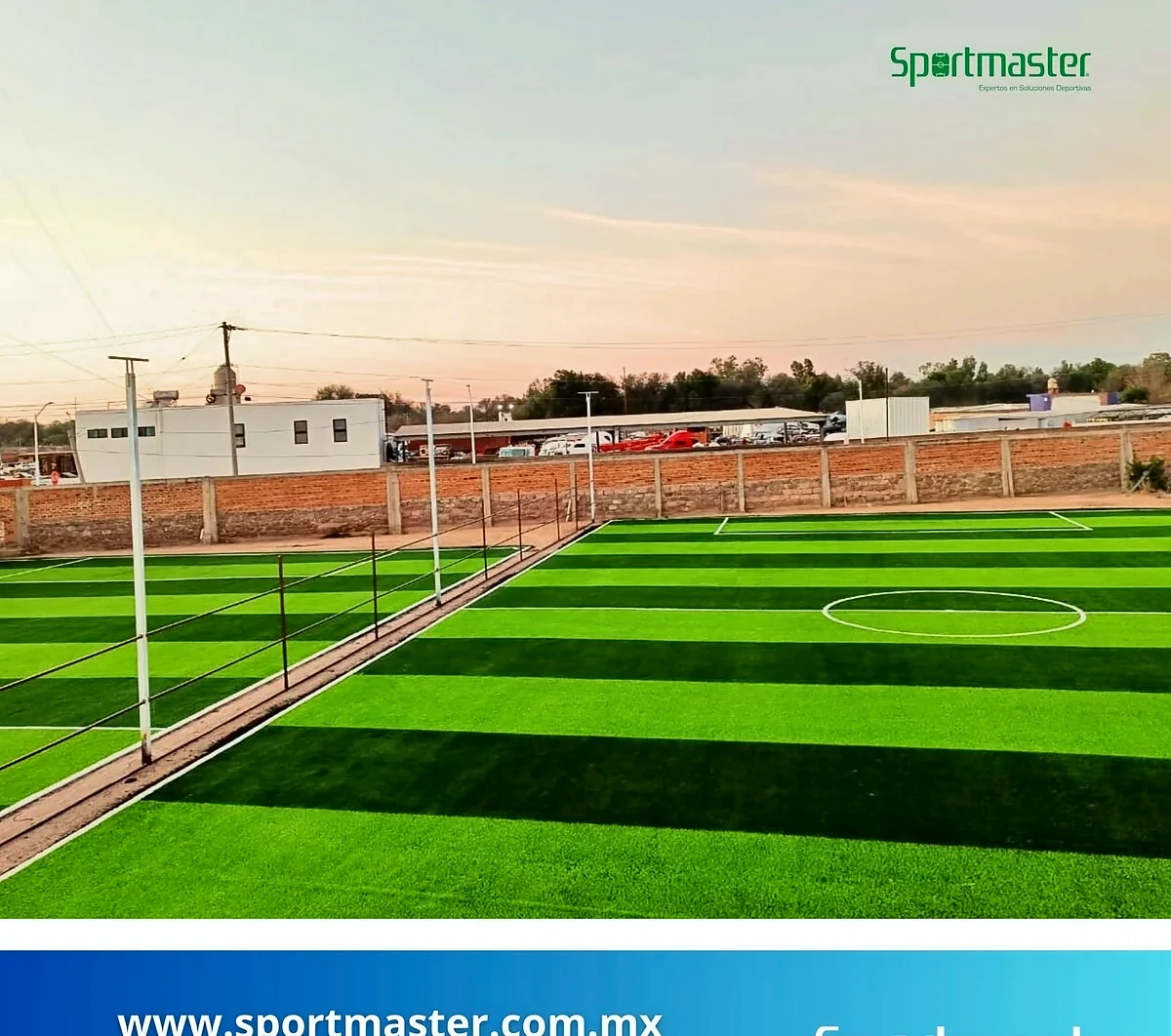 Cancha de fútbol 7 con pasto sintético en Cancha la Reta, Soledad de Graciano Sánchez