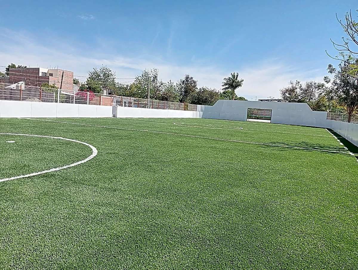 Cancha de fútbol rápido en la Unidad Deportiva Isla San Pablo, Río Verde