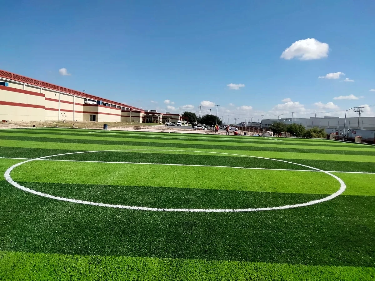 Cancha de fútbol 7 con pasto sintético en Empresa EMERSON, Reynosa