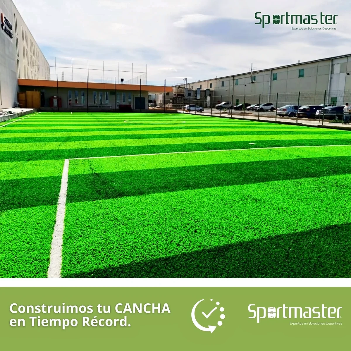 Cancha de fútbol 7 con pasto sintético en Planta industrial, Calera